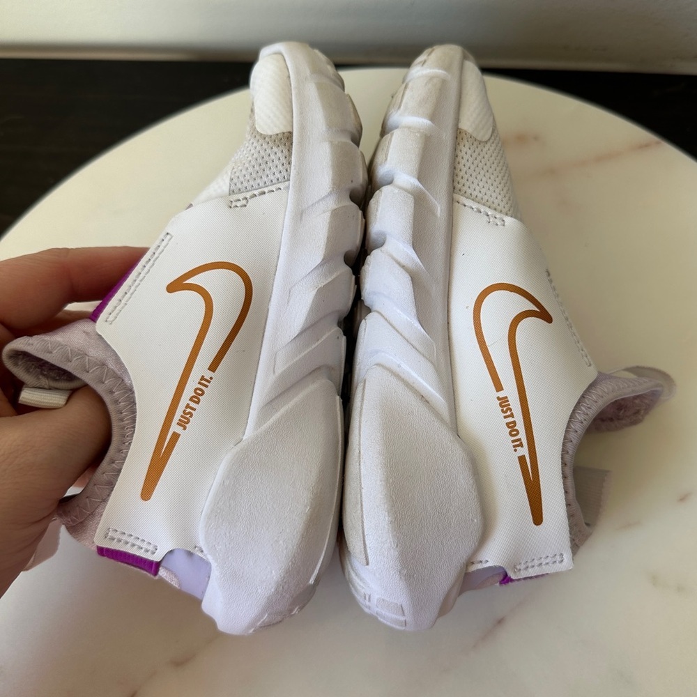 Nike Toddler girls Flex Runner 2 Slip on Sneakers no laces 11c - Picture 6 of 9